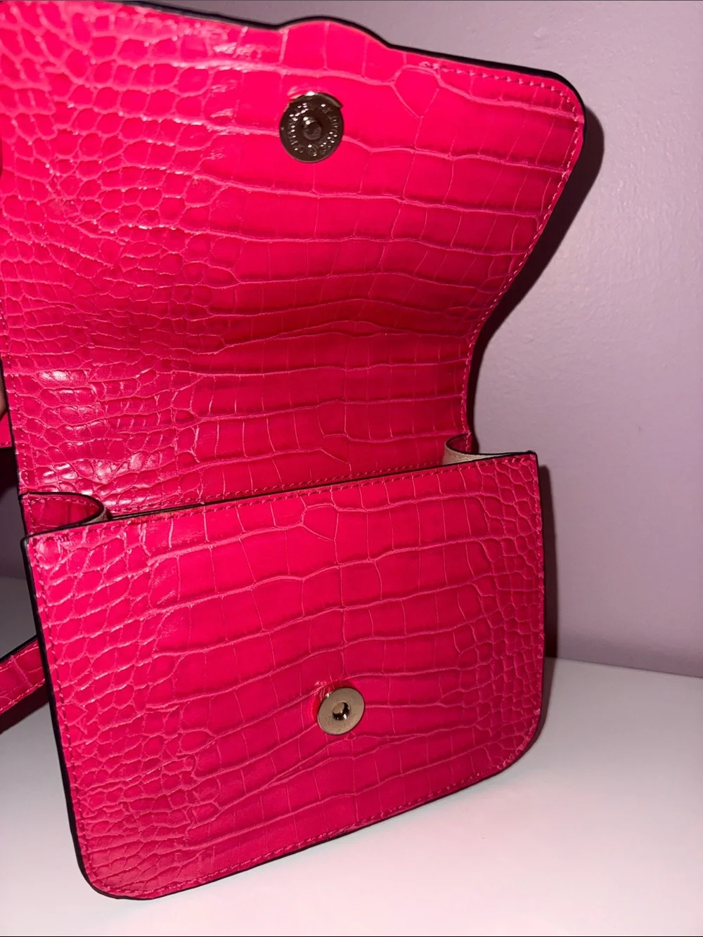 GUESS Hot Pink Croc-Embossed Crossbody Bag with Gold G